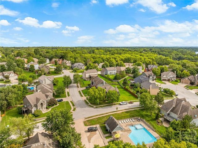9101 NW 86th Court, Kansas City, MO 64153