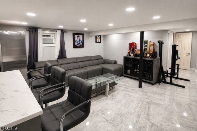 1019 Elmer Pl, Hillside Twp., NJ 07205