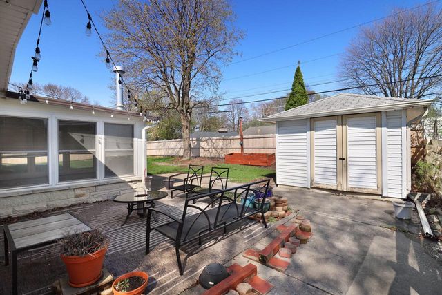 3182 Knoll BOULEVARD, Wauwatosa, WI 53222