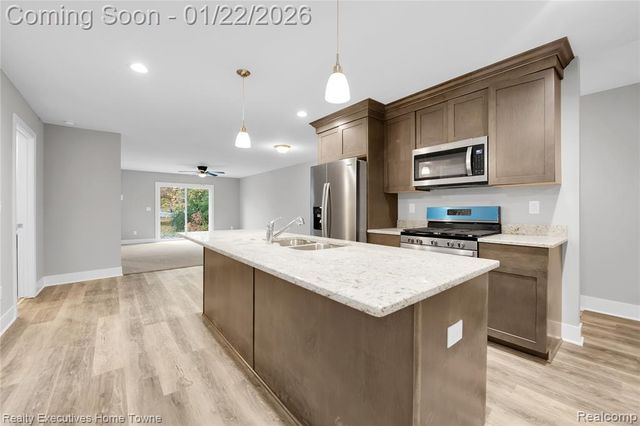 302 Hidden Harbor Way 25, Marine City, MI 48039