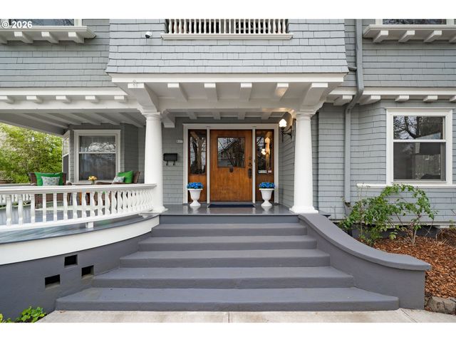 807 Se 28TH Ave, Portland, OR 97214