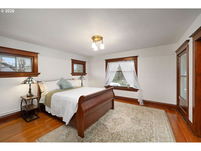 807 Se 28TH Ave, Portland, OR 97214