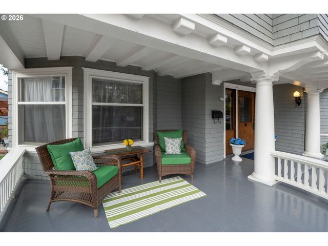 807 Se 28TH Ave, Portland, OR 97214