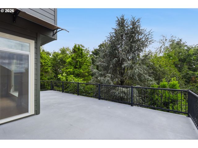 3744 Nw 19TH Cir, Camas, WA 98607