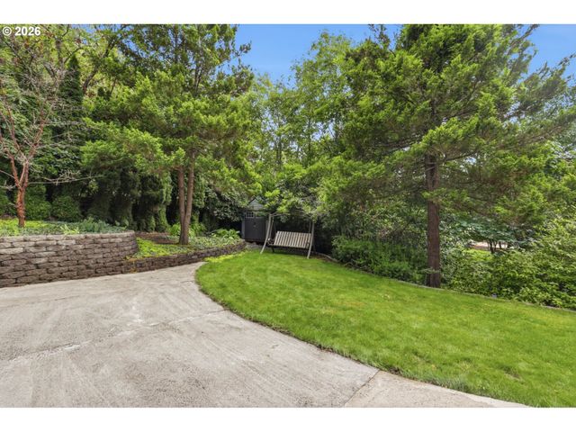 3744 Nw 19TH Cir, Camas, WA 98607