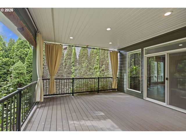 3744 Nw 19TH Cir, Camas, WA 98607
