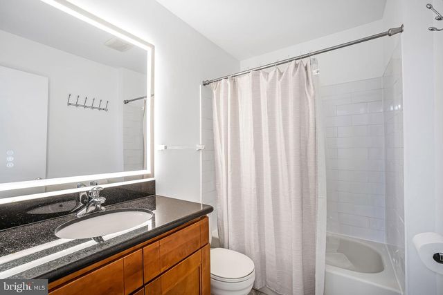 8711 DITMARS CT, Manassas, VA 20110