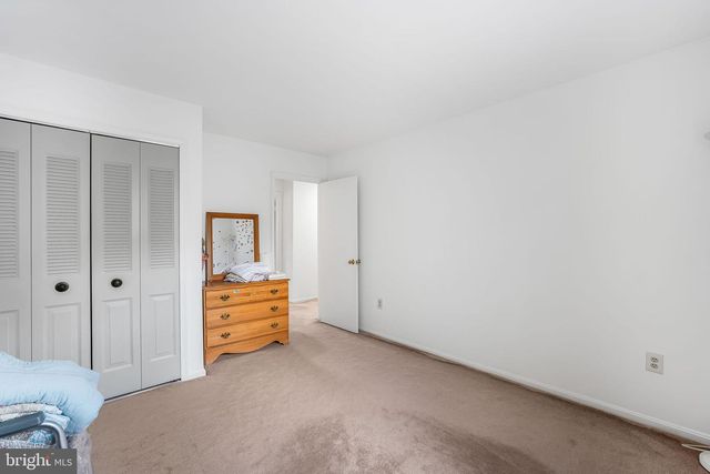 8711 DITMARS CT, Manassas, VA 20110
