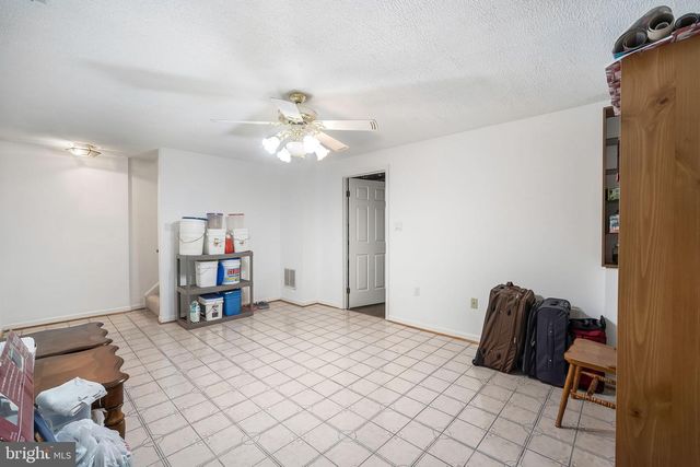 8711 DITMARS CT, Manassas, VA 20110