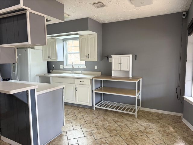 10606 Kirkshire Drive, Houston, TX 77089