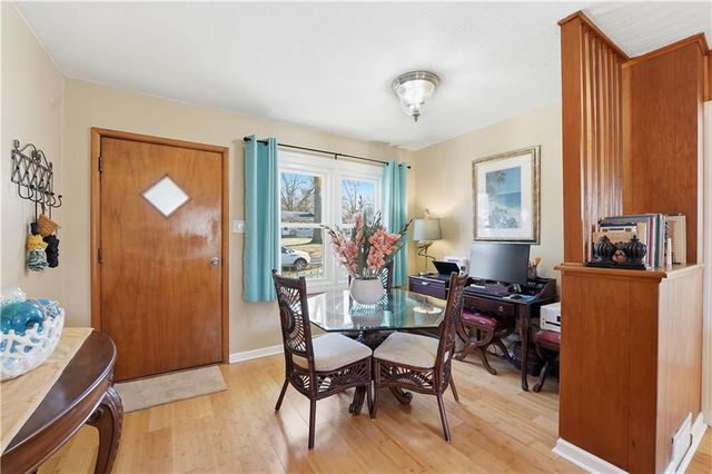 1424 Lawrence Avenue, Leavenworth, KS 66048