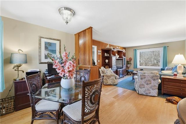 1424 Lawrence Avenue, Leavenworth, KS 66048