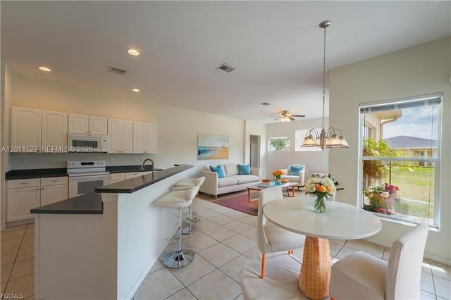 3002 Balsam Ct, La Belle, FL 33935