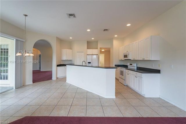 3002 Balsam Ct, La Belle, FL 33935