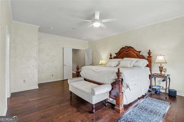 1011 Milhaven Drive, Roswell, GA 30076