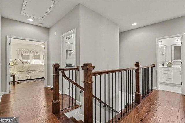 1011 Milhaven Drive, Roswell, GA 30076