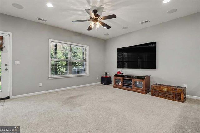 1011 Milhaven Drive, Roswell, GA 30076