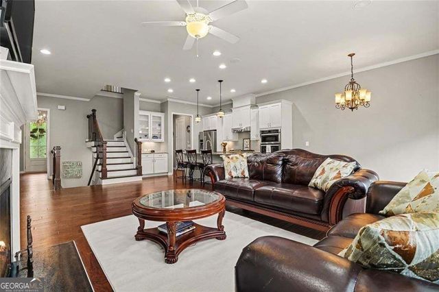 1011 Milhaven Drive, Roswell, GA 30076