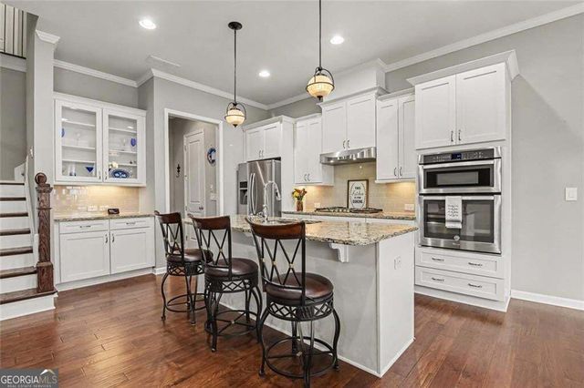 1011 Milhaven Drive, Roswell, GA 30076