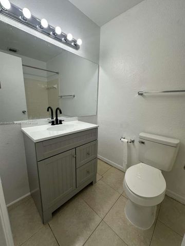3350 N Pinewalk Dr N 1417, Margate, FL 33063