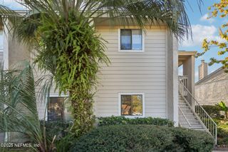 3801 CROWN POINT Road 2212, Jacksonville, FL 32257