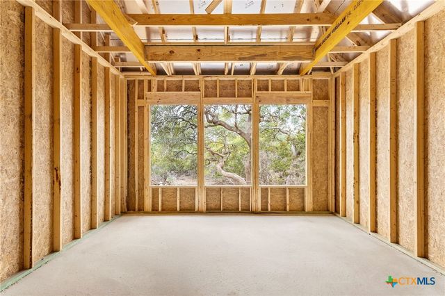 611 Parkview Place, Canyon Lake, TX 78133