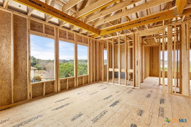 611 Parkview Place, Canyon Lake, TX 78133