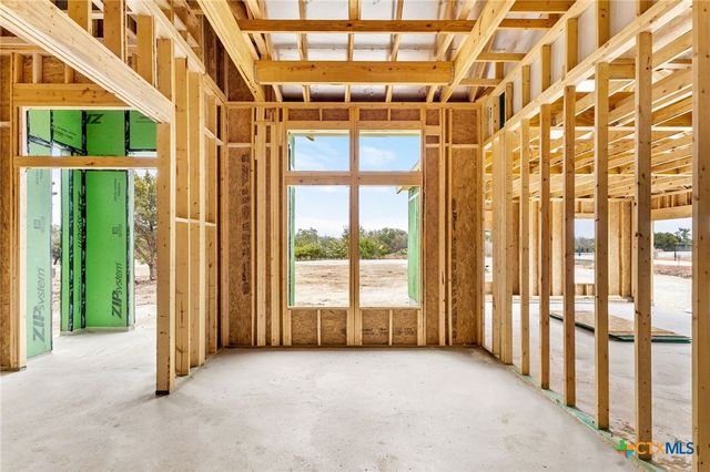 611 Parkview Place, Canyon Lake, TX 78133