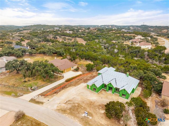 611 Parkview Place, Canyon Lake, TX 78133