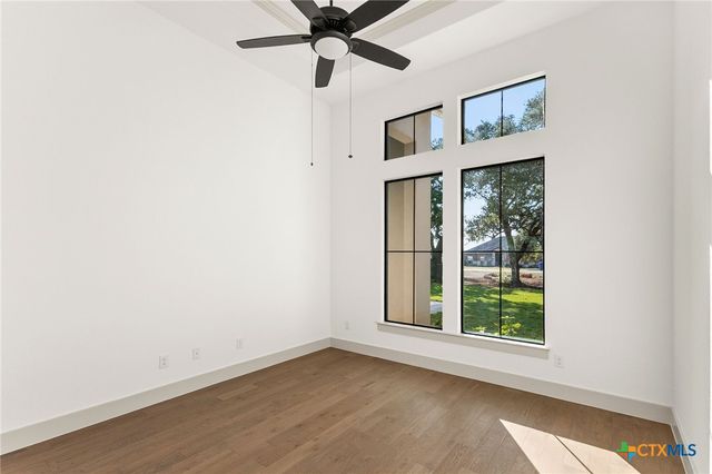 611 Parkview Place, Canyon Lake, TX 78133