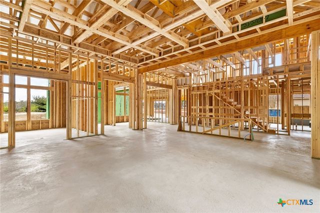 611 Parkview Place, Canyon Lake, TX 78133