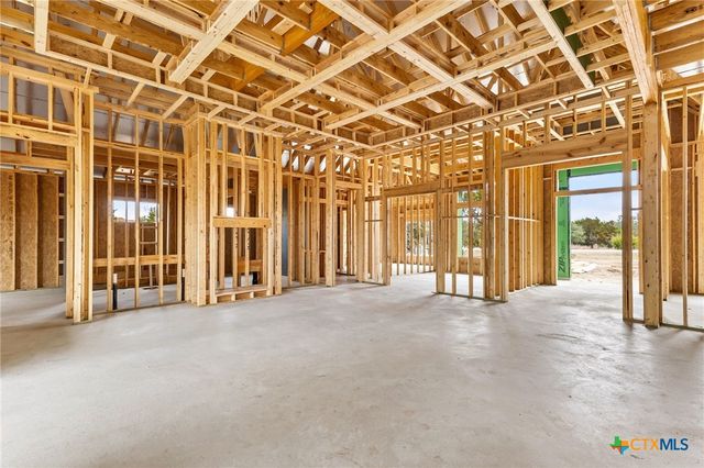 611 Parkview Place, Canyon Lake, TX 78133