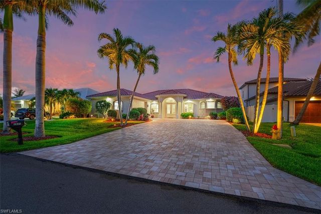 2825 SW 36th TER, Cape Coral, FL 33914