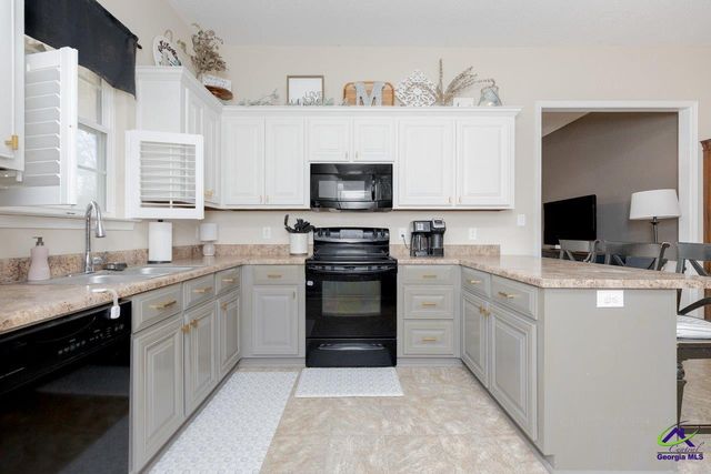 214 McVey Trail, Centerville, GA 31028