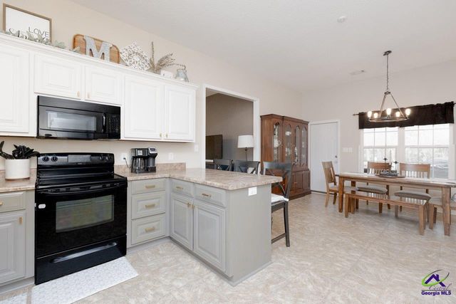 214 McVey Trail, Centerville, GA 31028