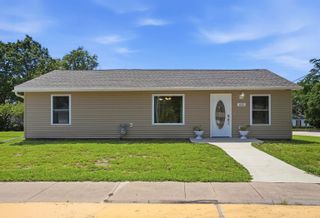 615 SW 4th Street, Independence, IA 50644