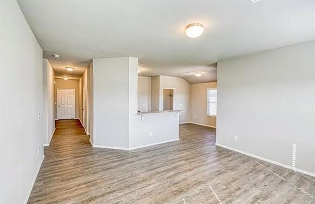 548 SE Fox Den Drive, Newcastle, OK 73065