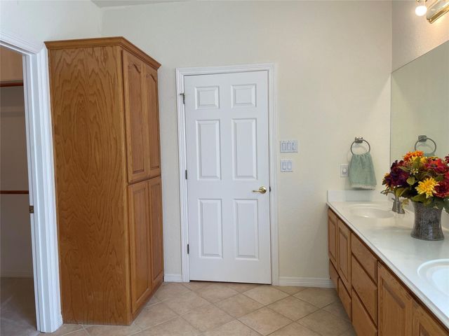 120 W Brazos DR, Georgetown, TX 78628