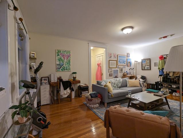 854 Massachusetts Ave 12, Cambridge, MA 02139