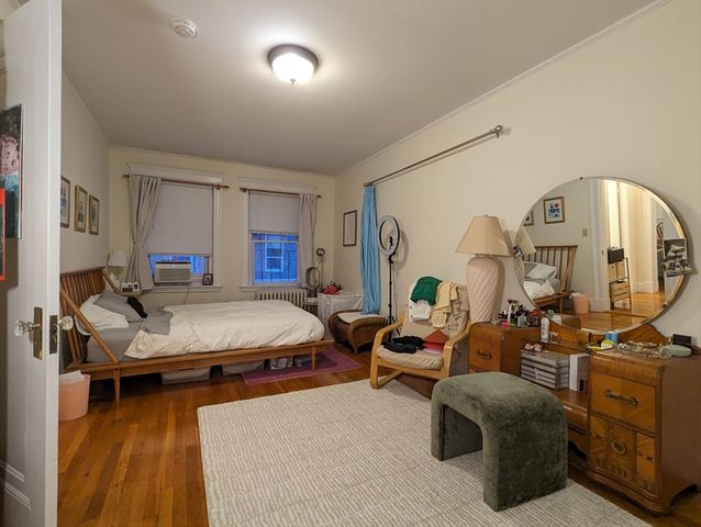 854 Massachusetts Ave 12, Cambridge, MA 02139