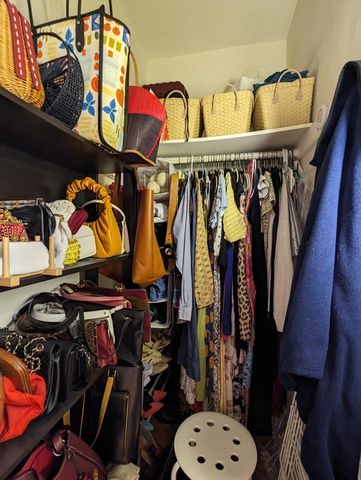 854 Massachusetts Ave 12, Cambridge, MA 02139