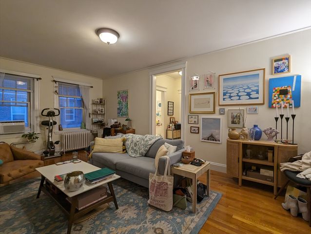 854 Massachusetts Ave 12, Cambridge, MA 02139