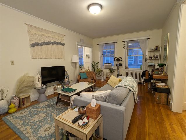 854 Massachusetts Ave 12, Cambridge, MA 02139