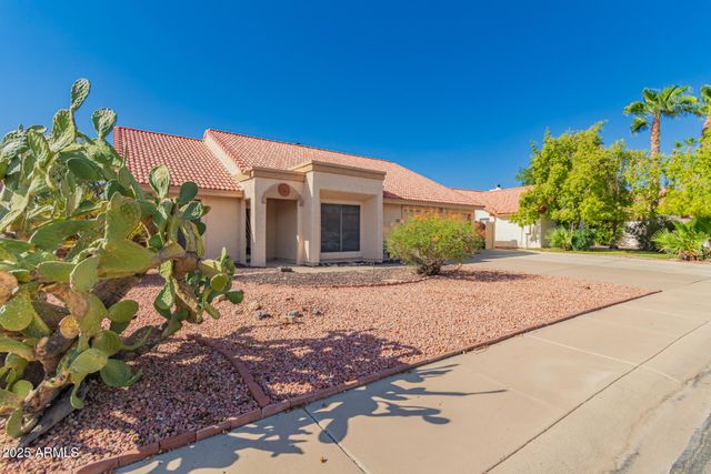 5860 W SARAGOSA Street, Chandler, AZ 85226