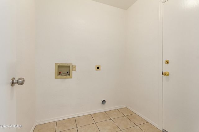 5860 W SARAGOSA Street, Chandler, AZ 85226