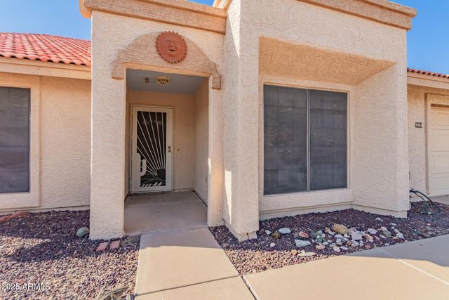 5860 W SARAGOSA Street, Chandler, AZ 85226