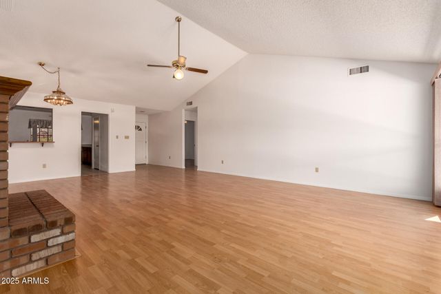 5860 W SARAGOSA Street, Chandler, AZ 85226