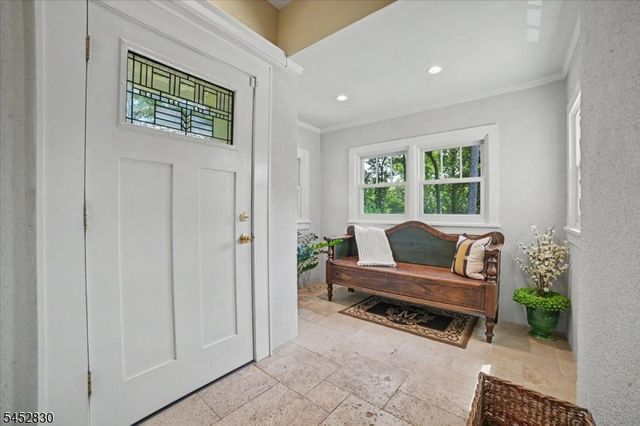 44 Manor Dr, Bernards Twp., NJ 07920
