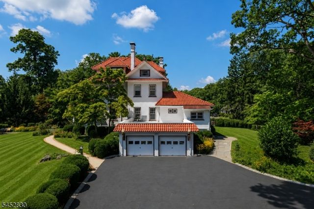 44 Manor Dr, Bernards Twp., NJ 07920