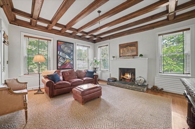 44 Manor Dr, Bernards Twp., NJ 07920